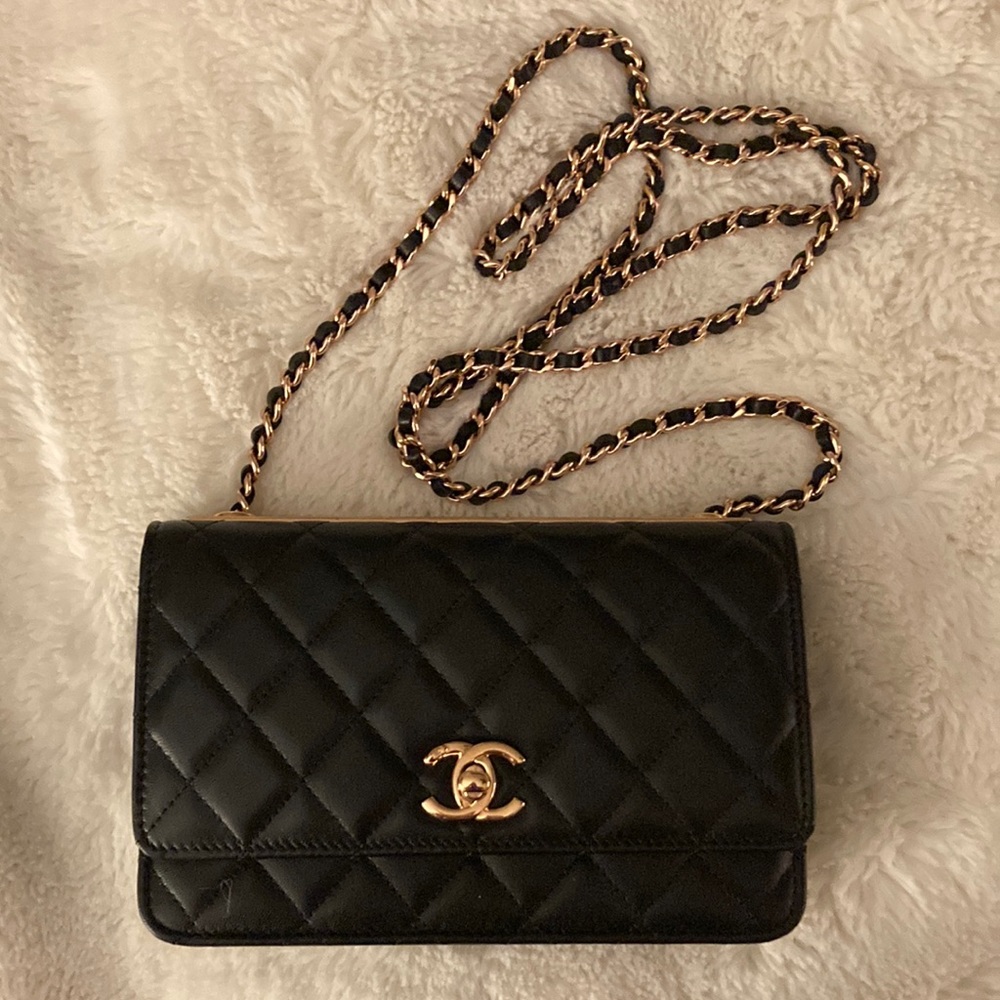Chanel Trendy CC black with rose gold hardware 🌹